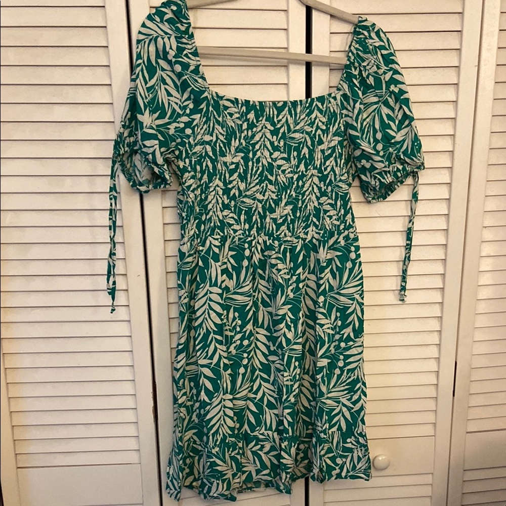 Lily Rose Green Leaf Print Mini Dress - Picture 3 of 3